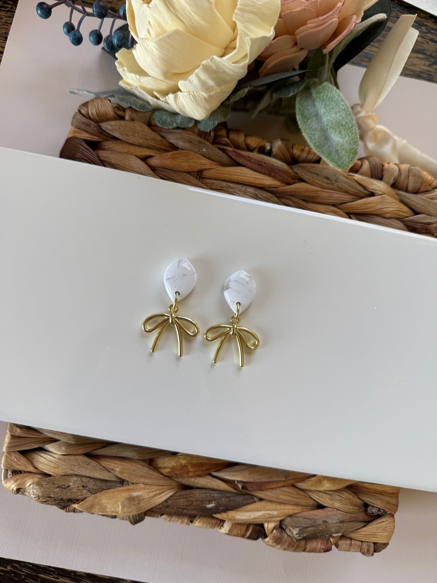 White Marble Bow Dangle