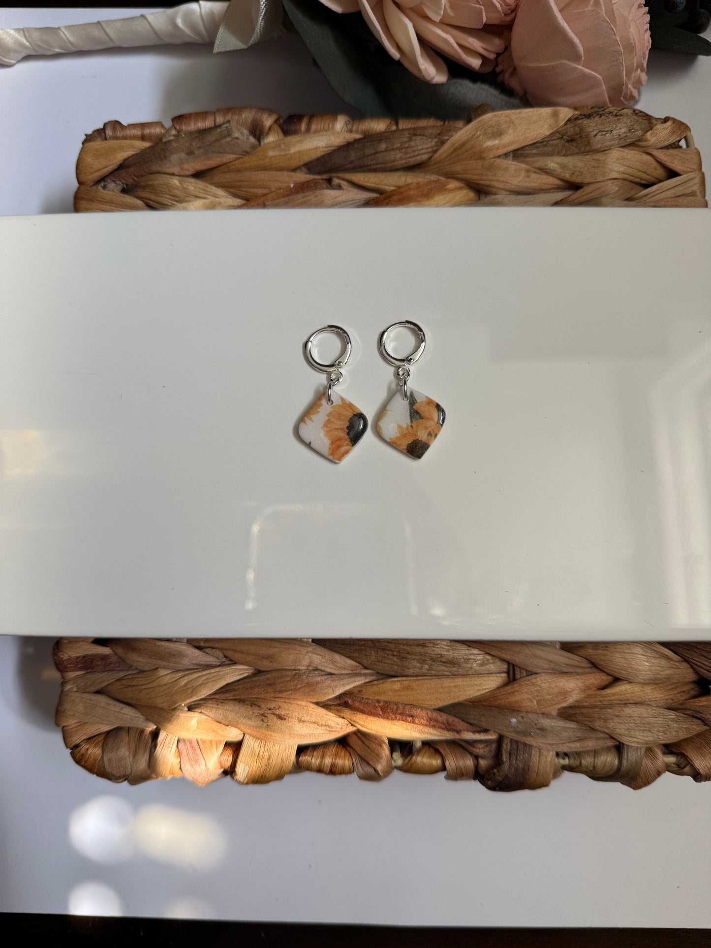 Dainty Sunflower Dangle