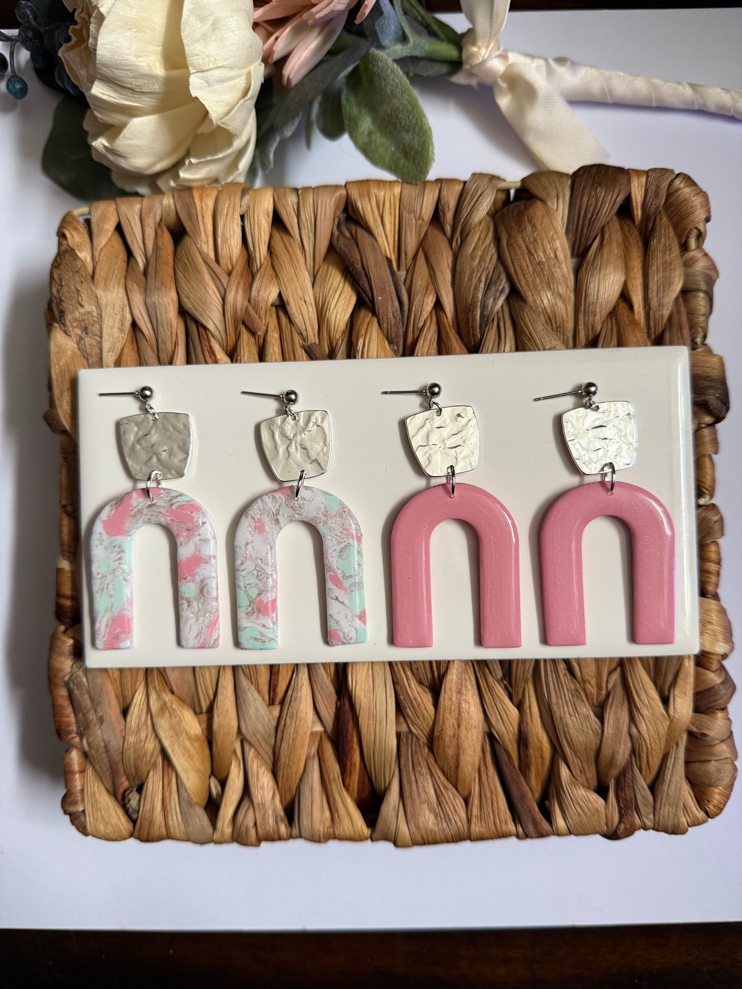 22 Statement Arch Dangle