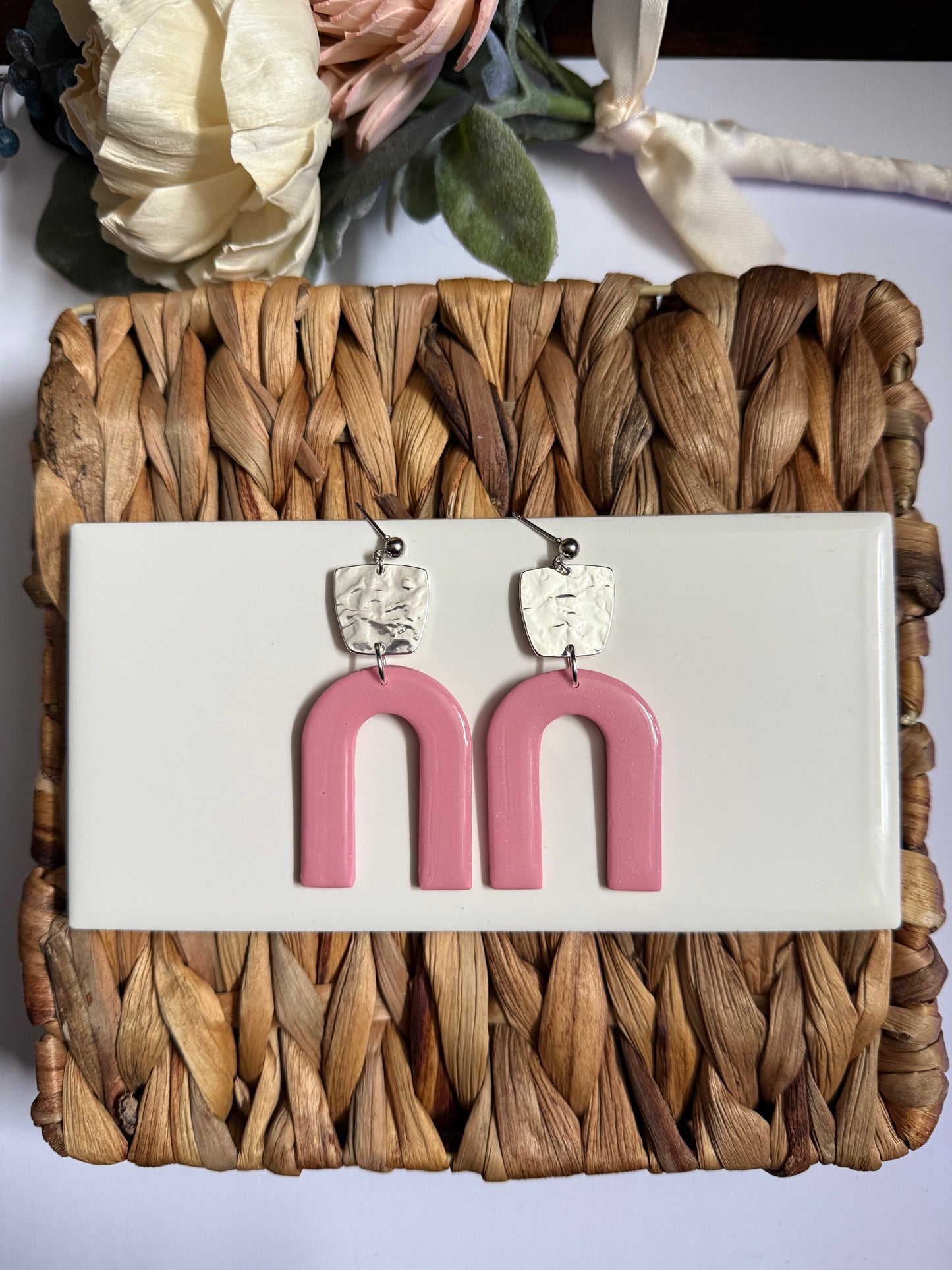 22 Statement Arch Dangle
