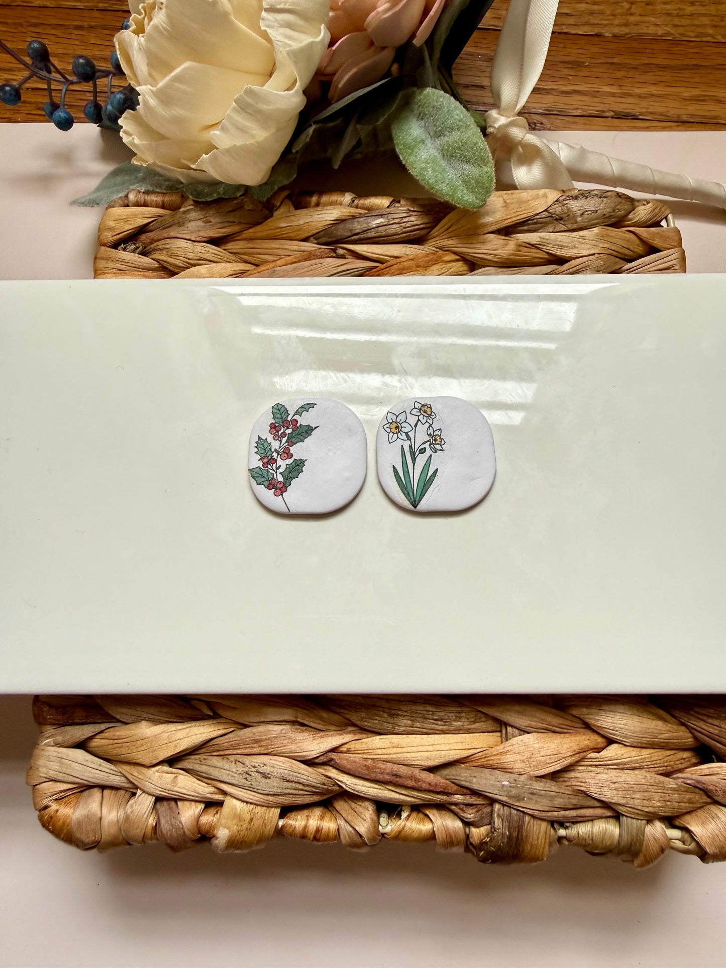 December Birth Flower Magnet