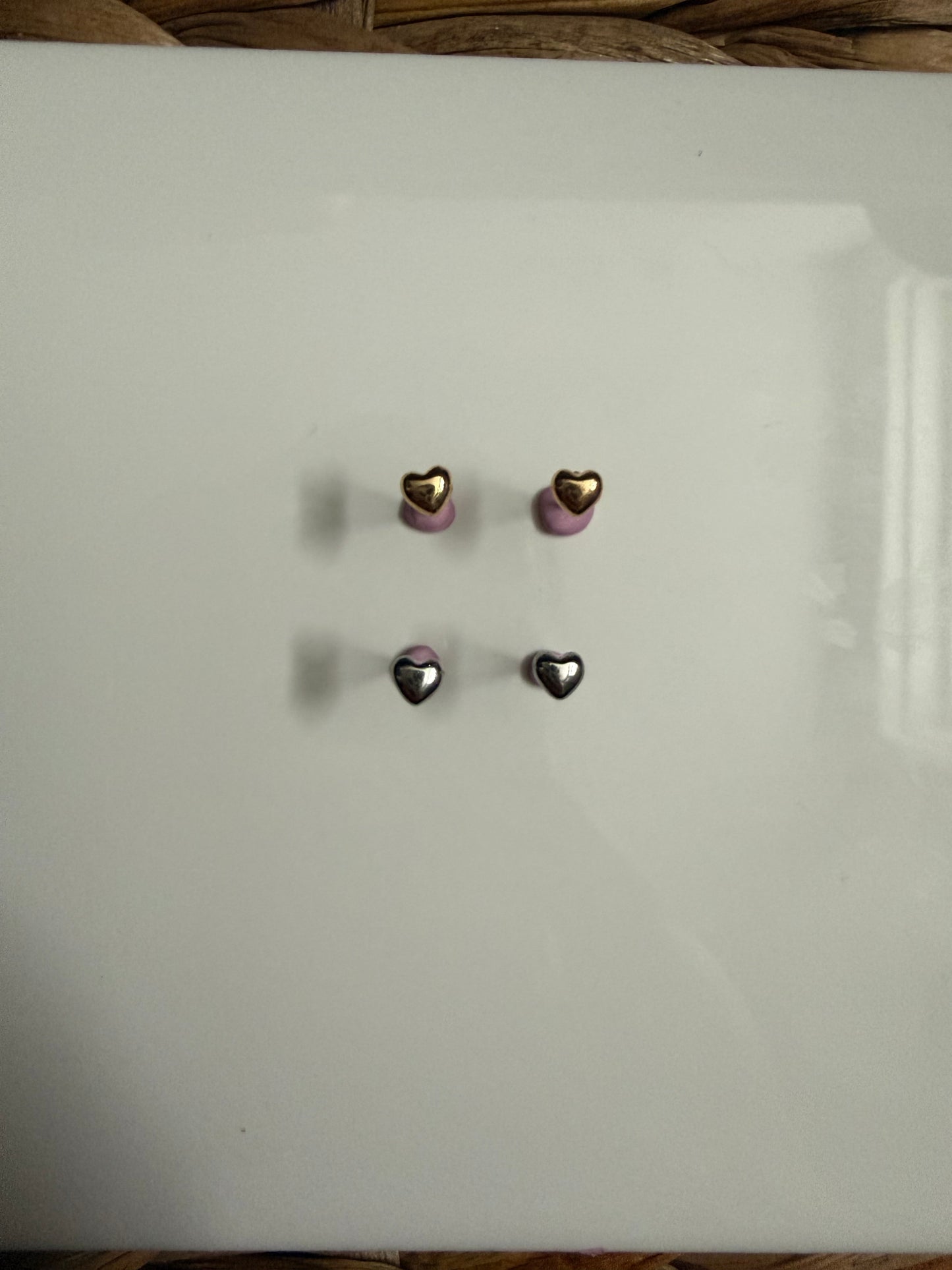 Dainty Heart Stud