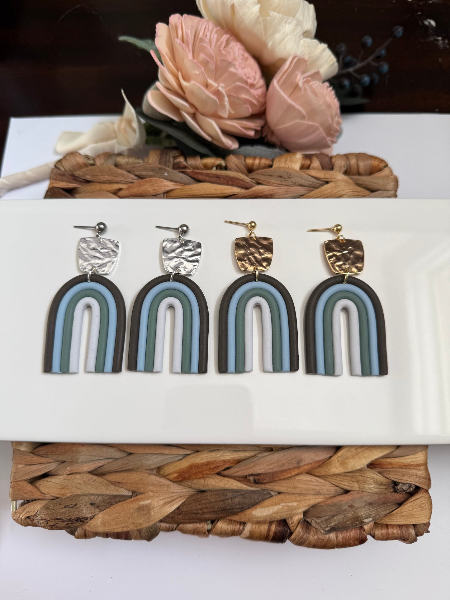 Statement Arch Dangle