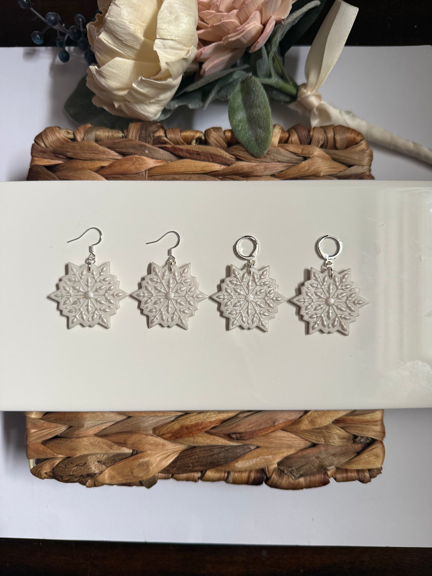 Classic Snowflake Dangle (Silver)