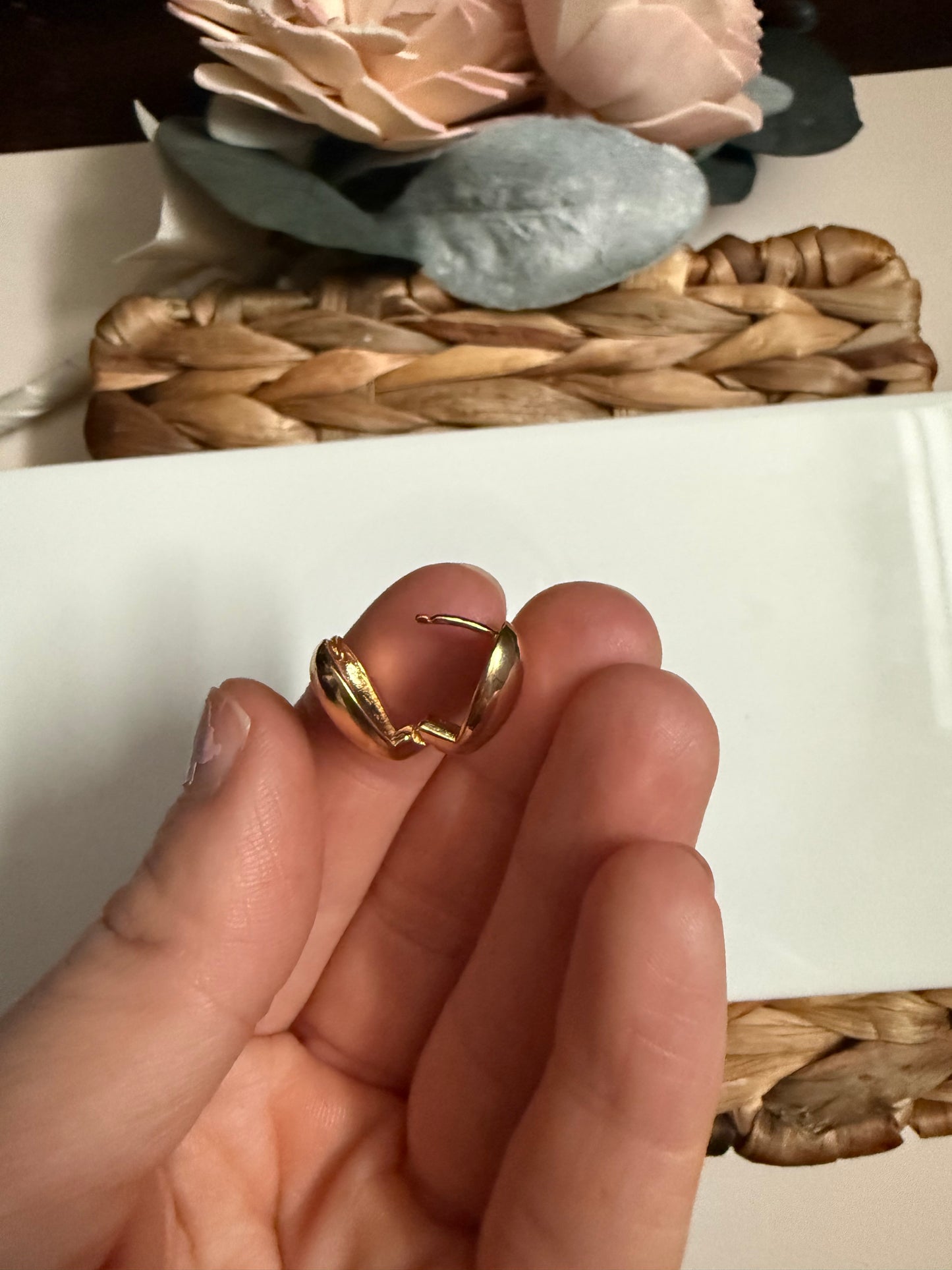 Heart Gold Huggie
