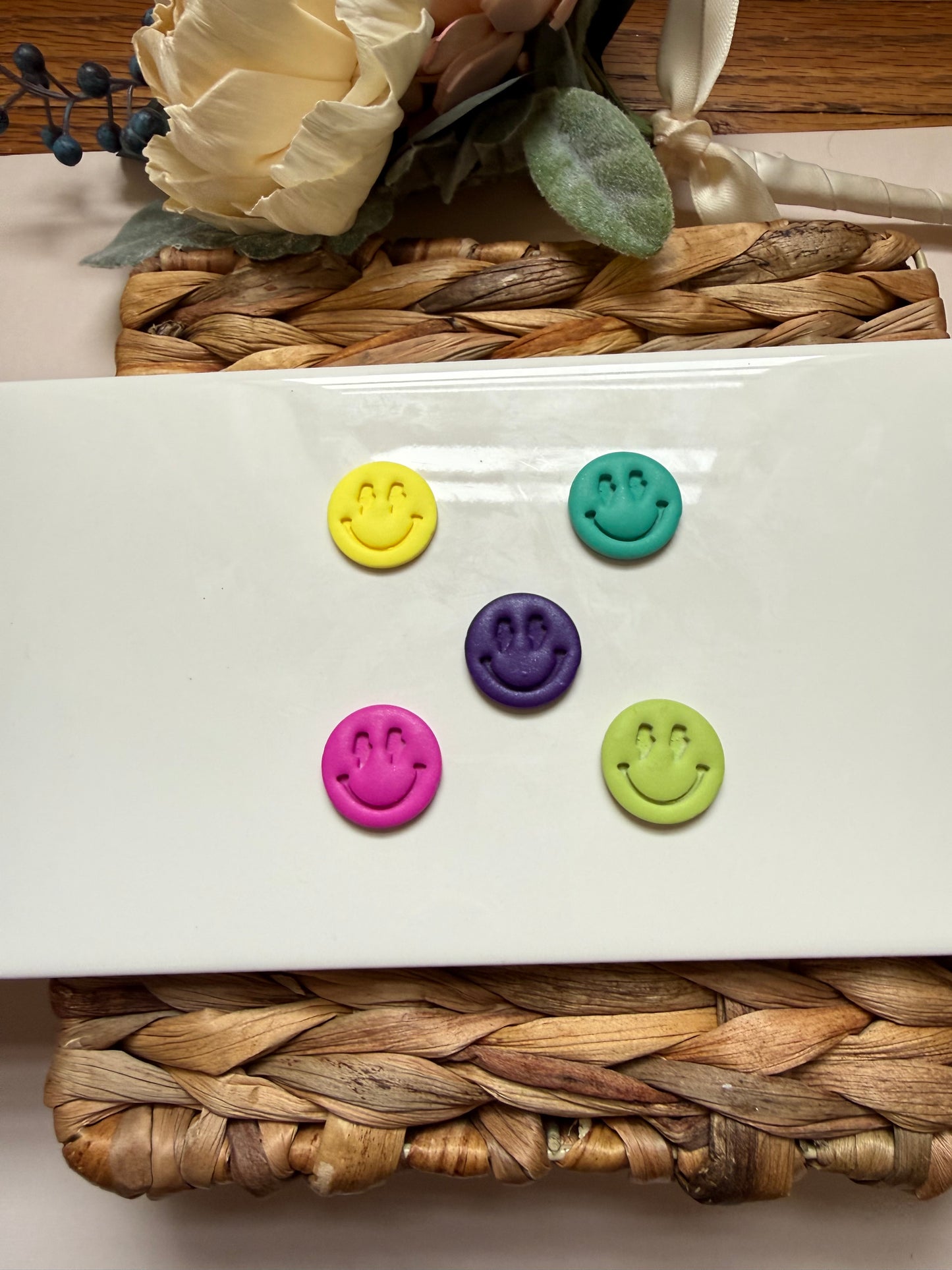 Lightening Smiley Magnets