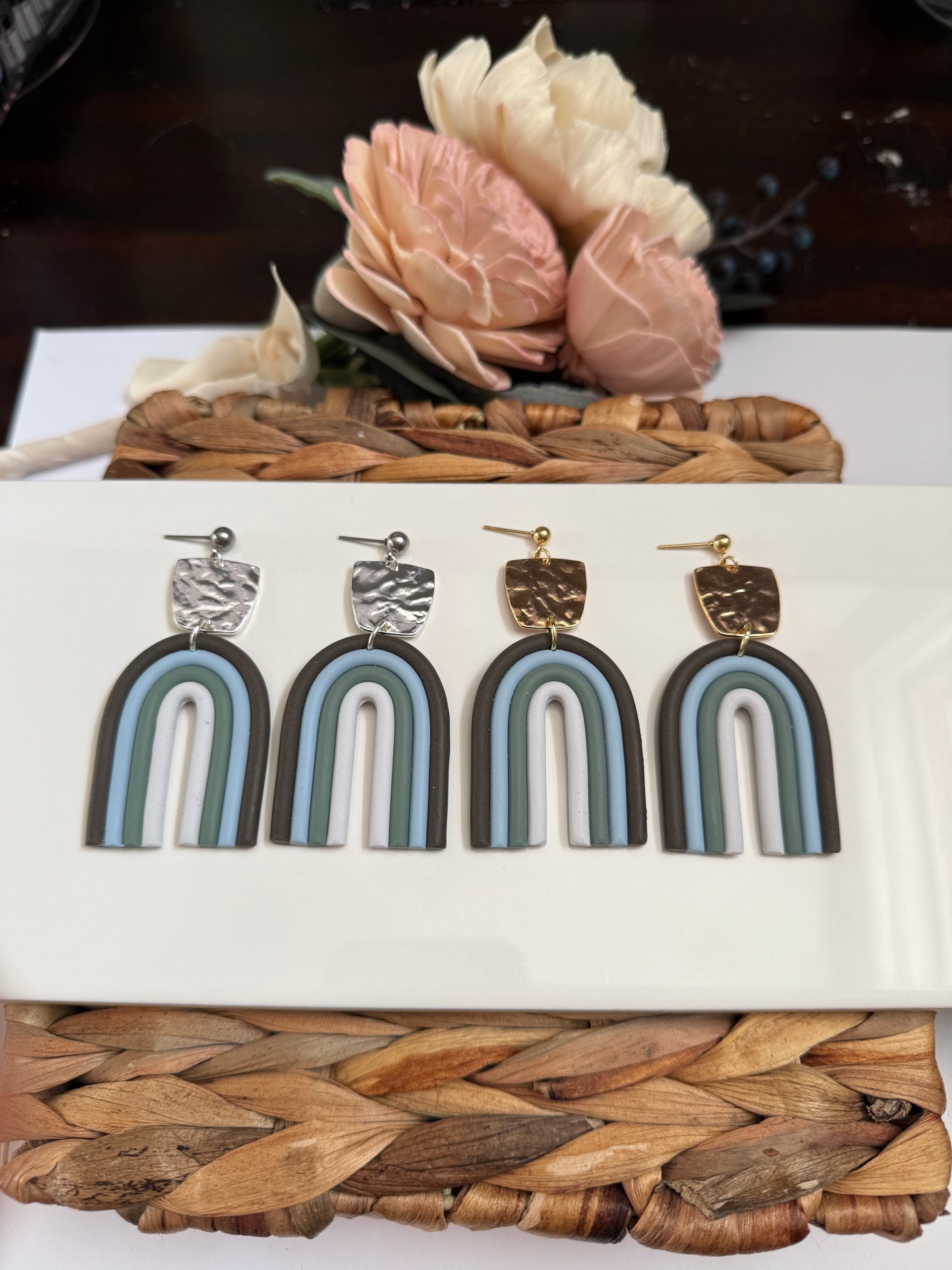 Statement Arch Dangle