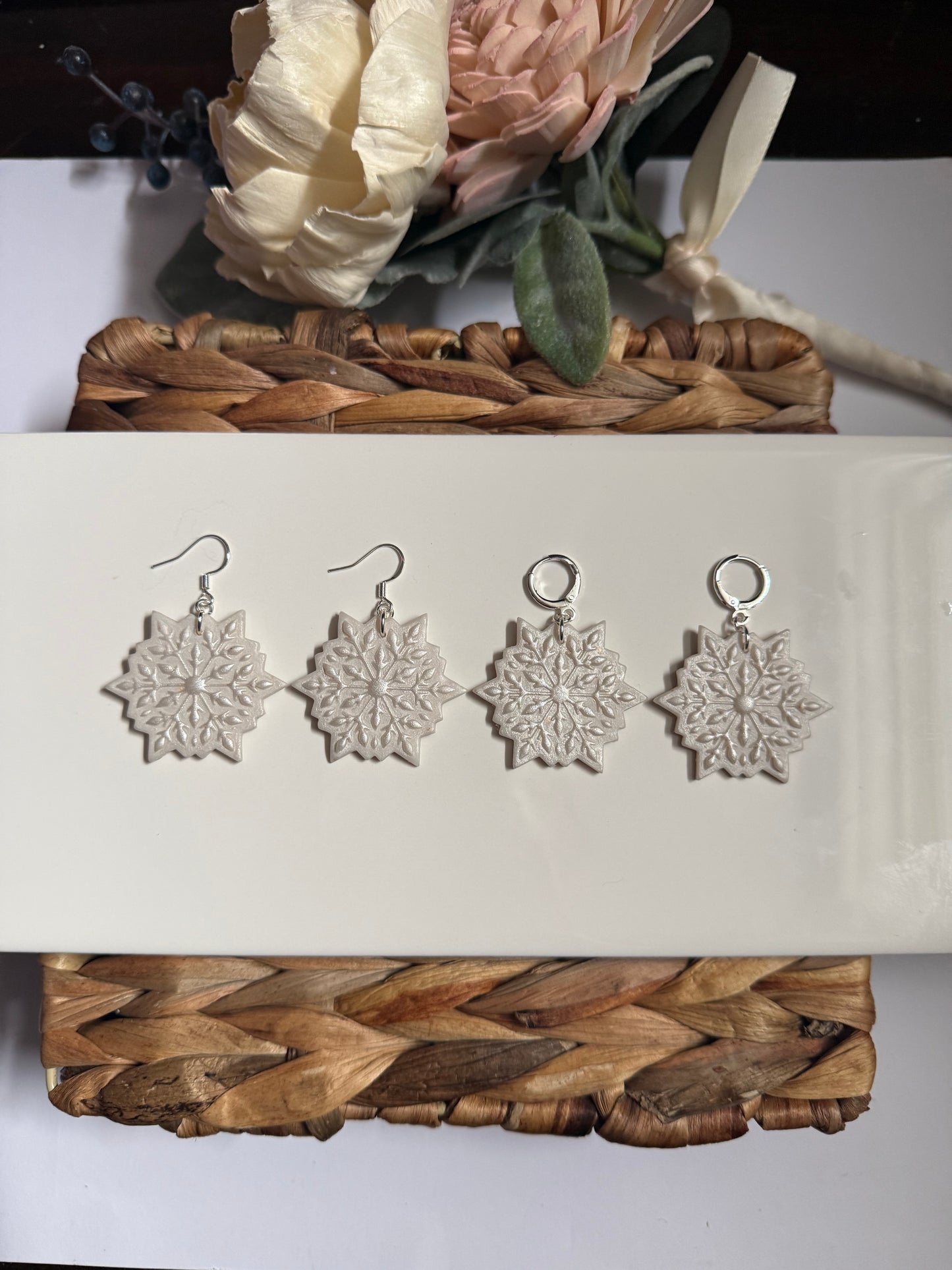 Classic Snowflake Dangle (Silver)