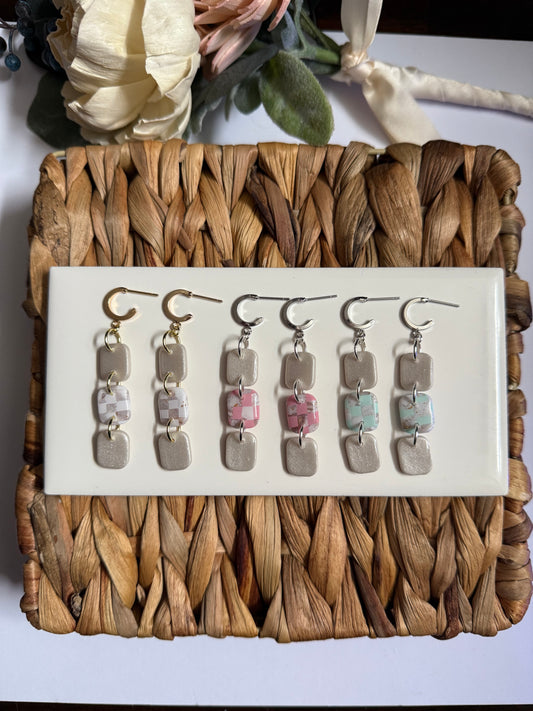 25 Checkered Dangle