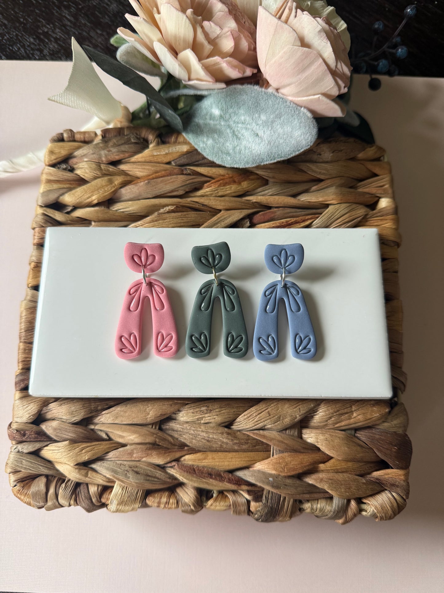Floral Arch Dangle