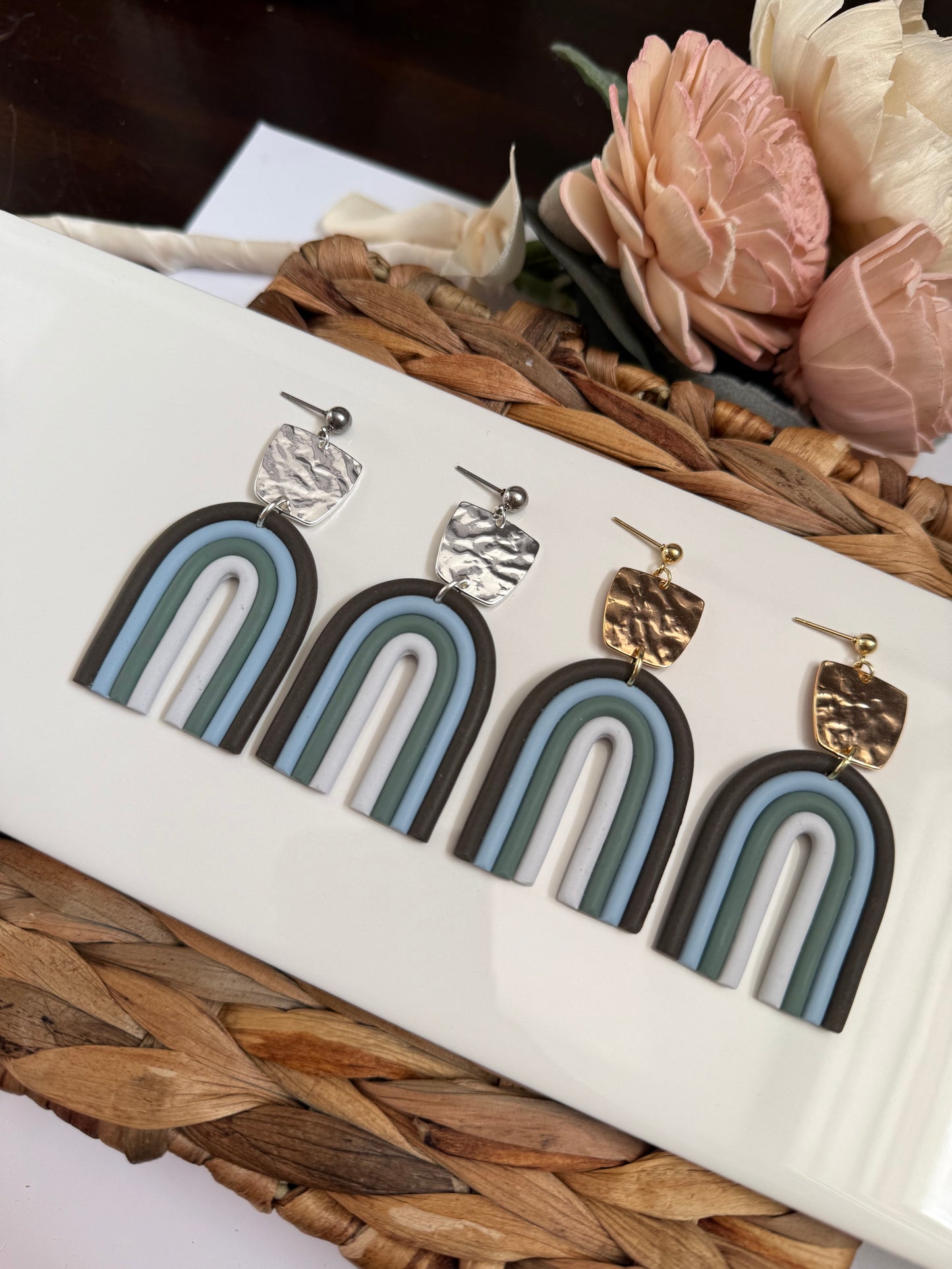 Statement Arch Dangle