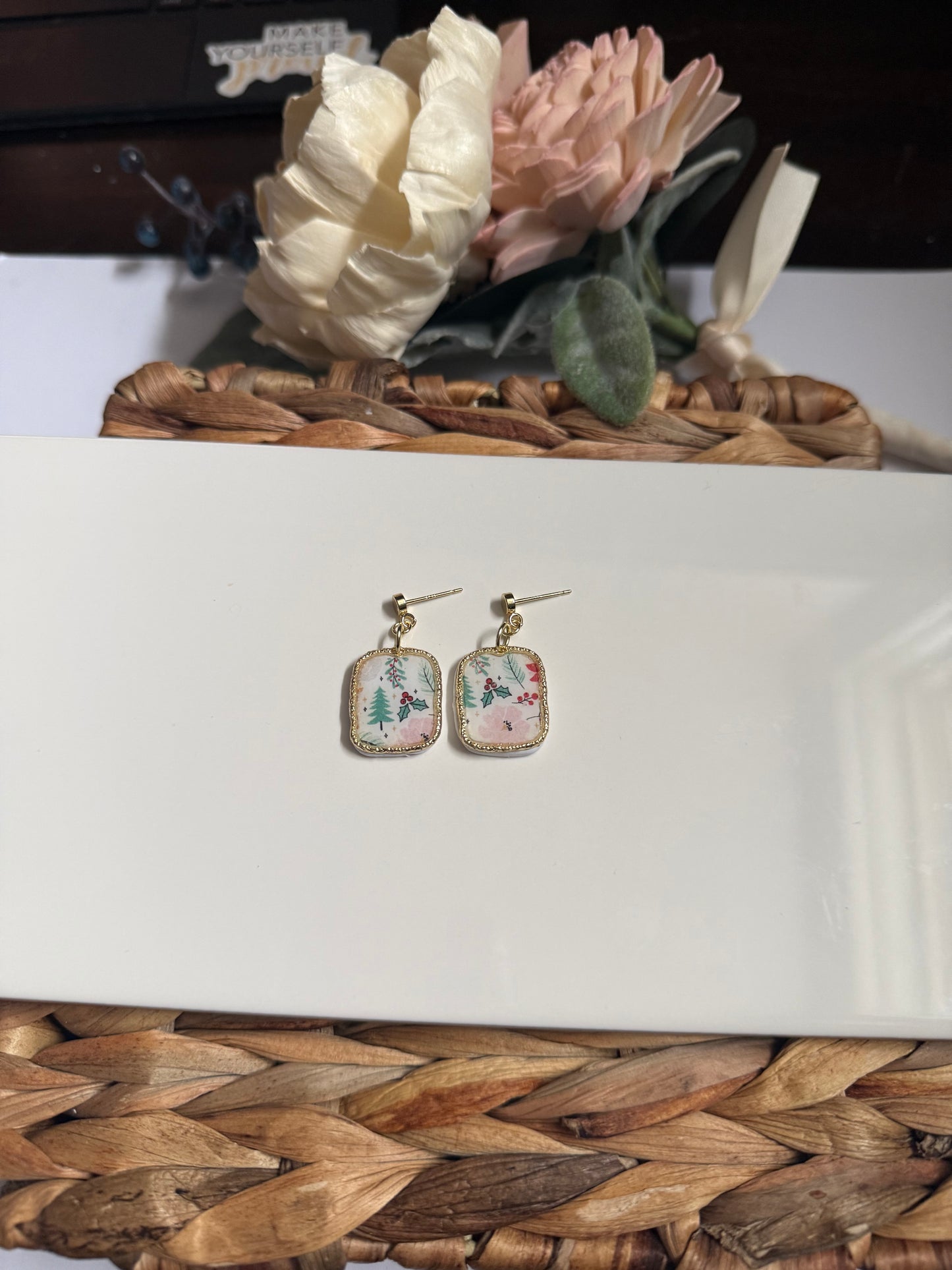 Dainty Christmas Dangle