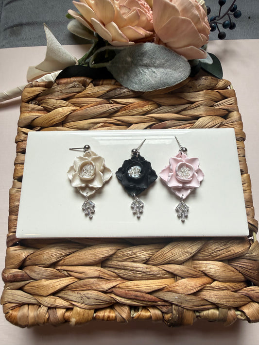Medium Floral Dangle (Silver)